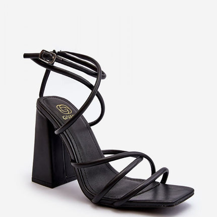 sandalen op hak Step in style