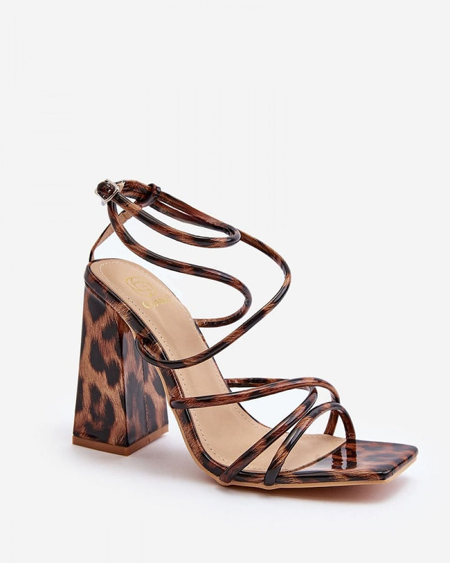 sandalen op hak Step in style