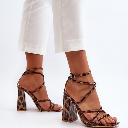 sandalen op hak Step in style