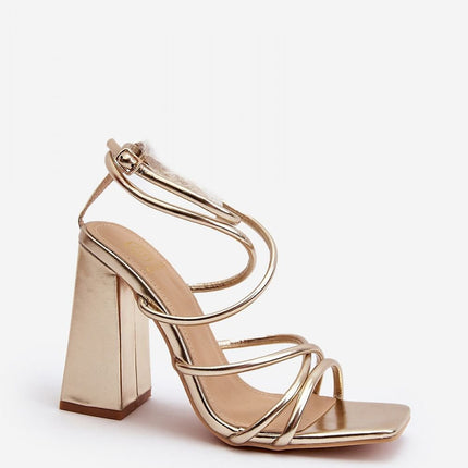 sandalen op hak Step in style