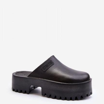 slippers Step in style