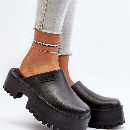 slippers Step in style