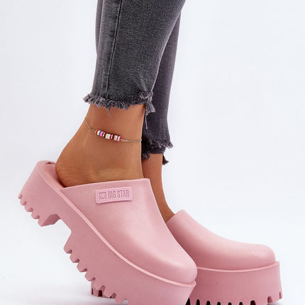 slippers Step in style