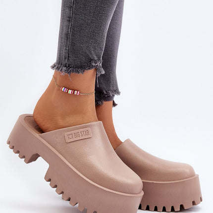 slippers Step in style