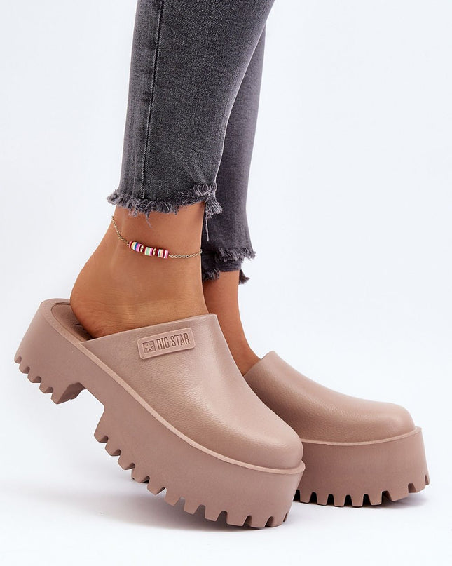 slippers Step in style