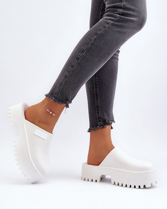 slippers Step in style