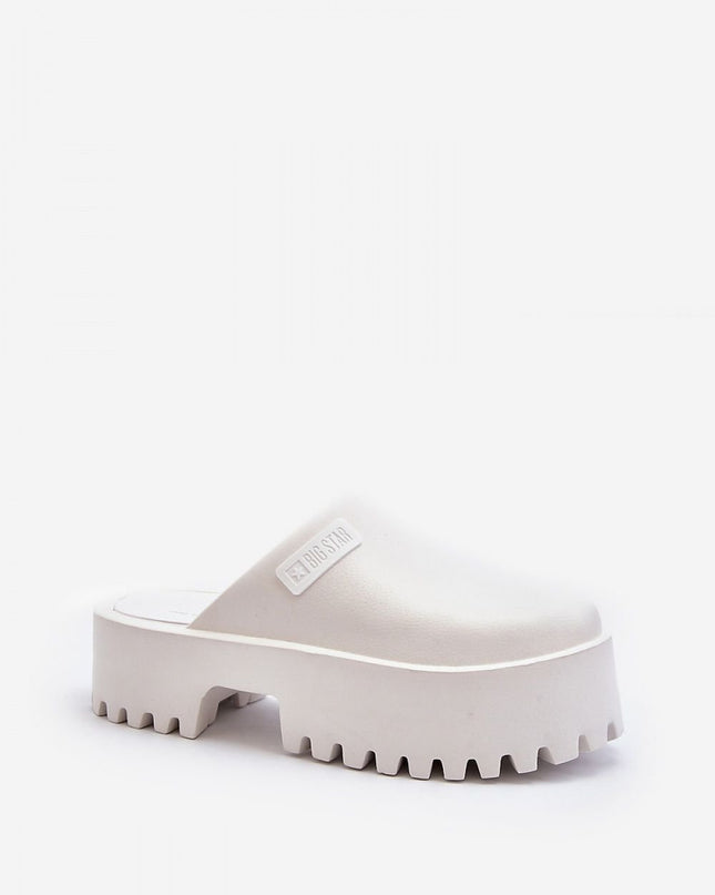 slippers Step in style