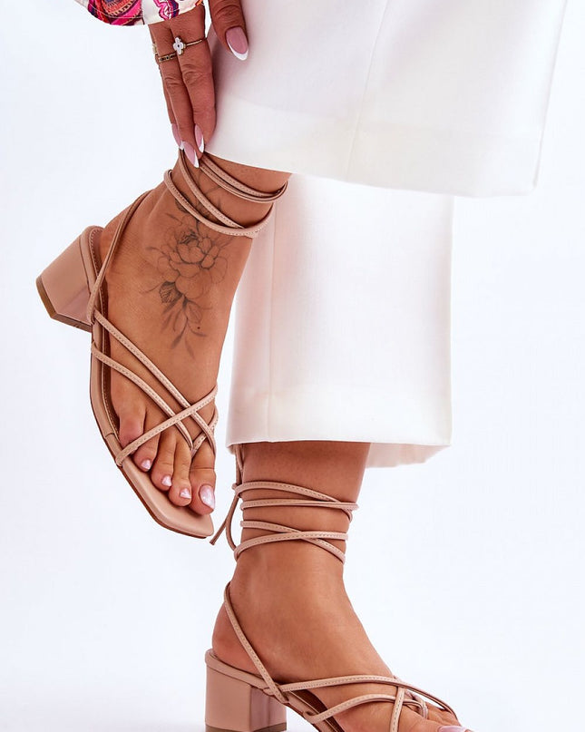 Gebonden sandalen Step in style
