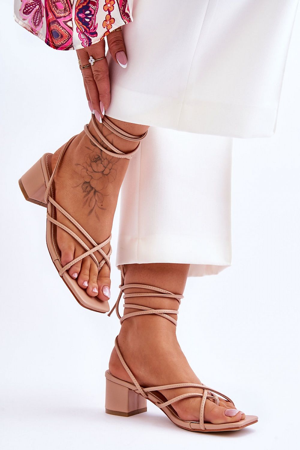 Gebonden sandalen Step in style