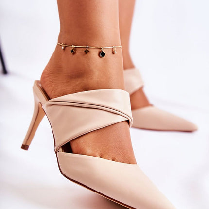 slippers Step in style